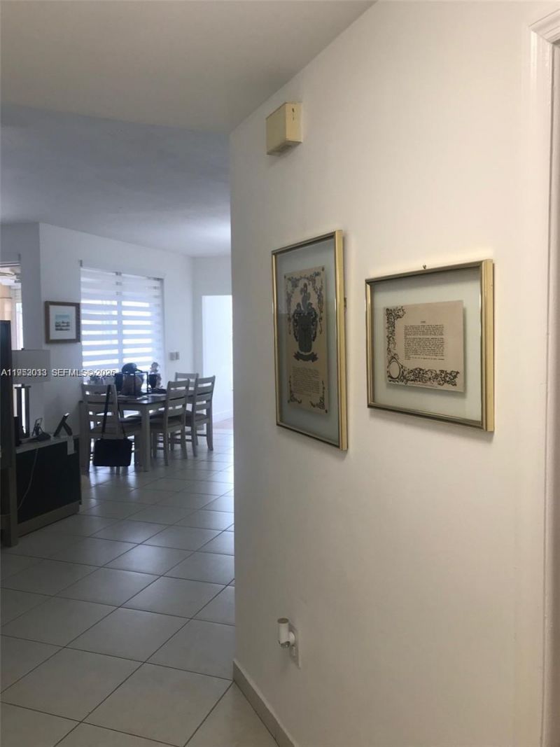 14621 Balgowan Rd, Unit 102-3, Miami Lakes, FL 33016 Photo