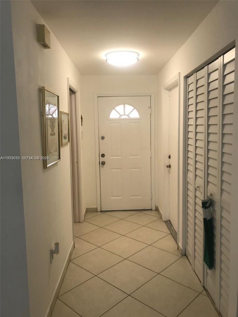 14621 Balgowan Rd, Unit 102-3, Miami Lakes, FL 33016 Photo