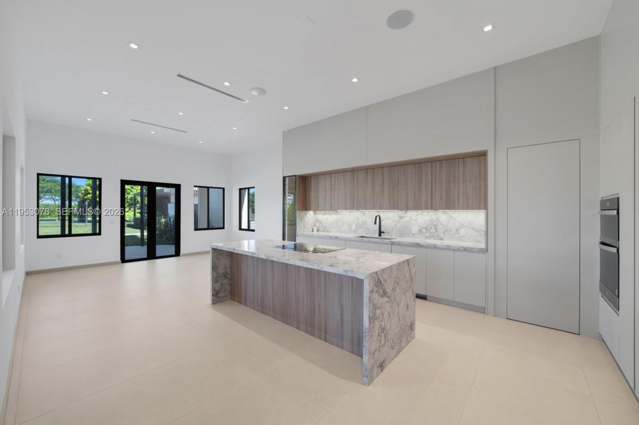 17805 SW 158th St, Miami, FL 33187 Photo