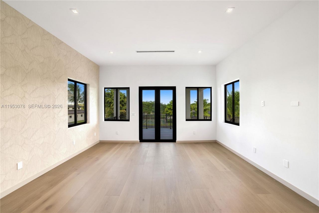 17805 SW 158th St, Miami, FL 33187 Photo