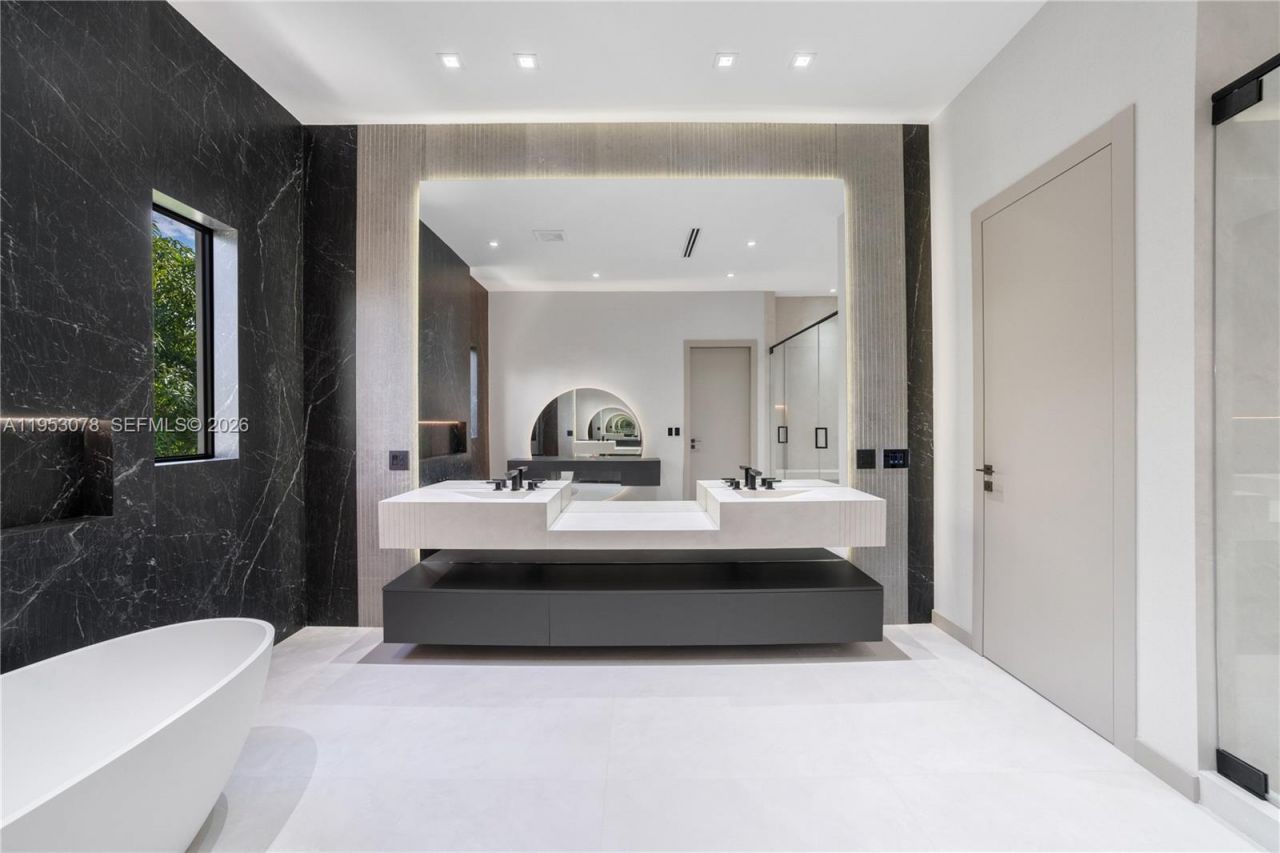 17805 SW 158th St, Miami, FL 33187 Photo