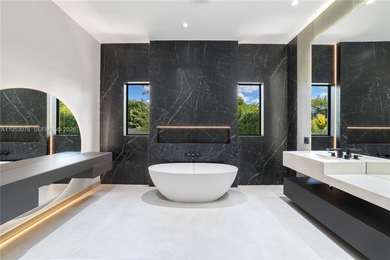 17805 SW 158th St, Miami, FL 33187 Photo