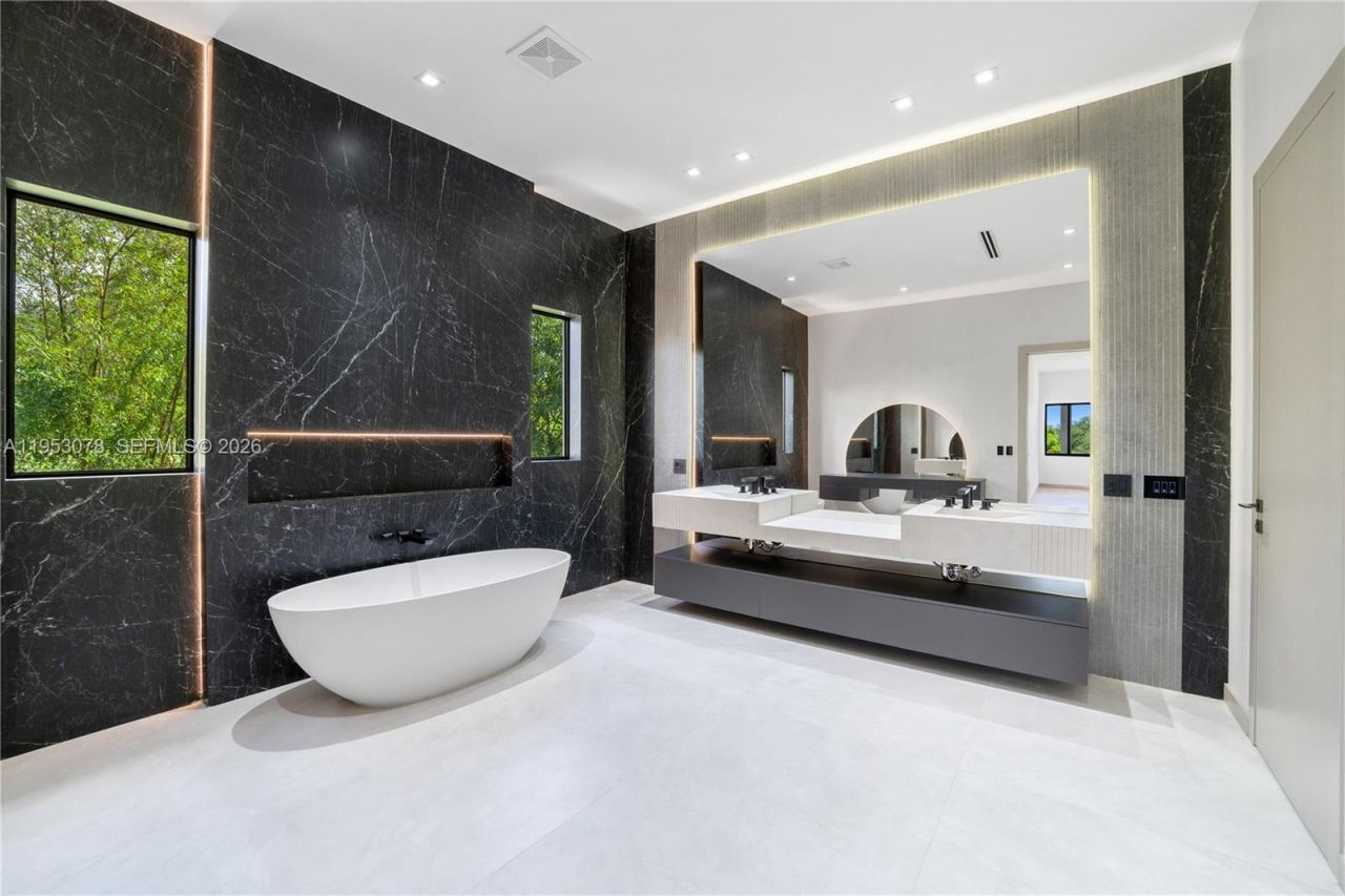 17805 SW 158th St, Miami, FL 33187 Photo