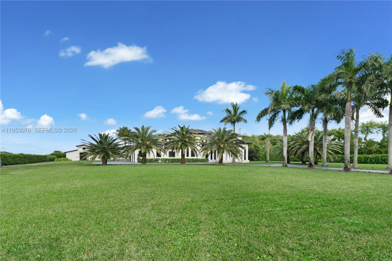 17805 SW 158th St, Miami, FL 33187 Photo