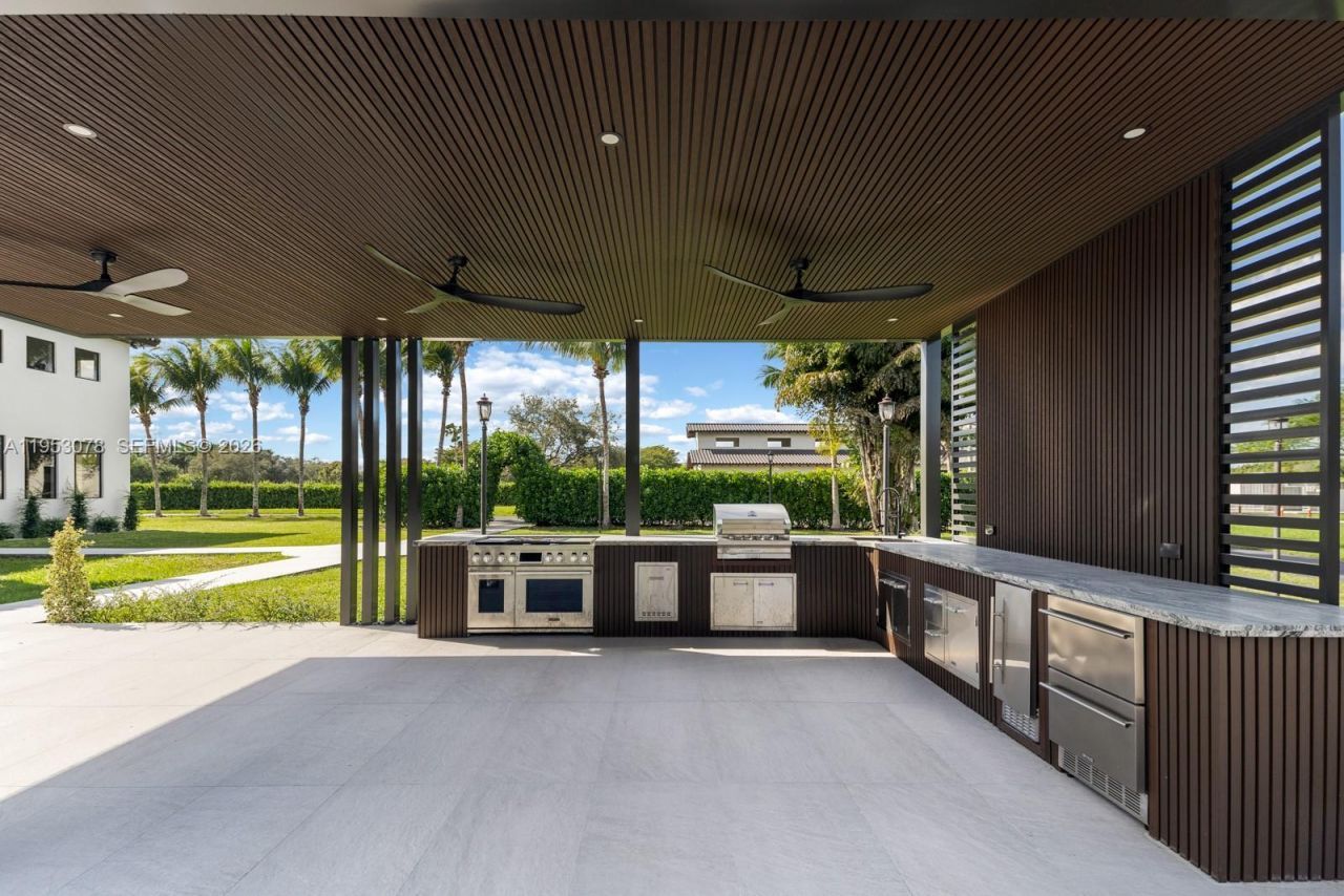 17805 SW 158th St, Miami, FL 33187 Photo