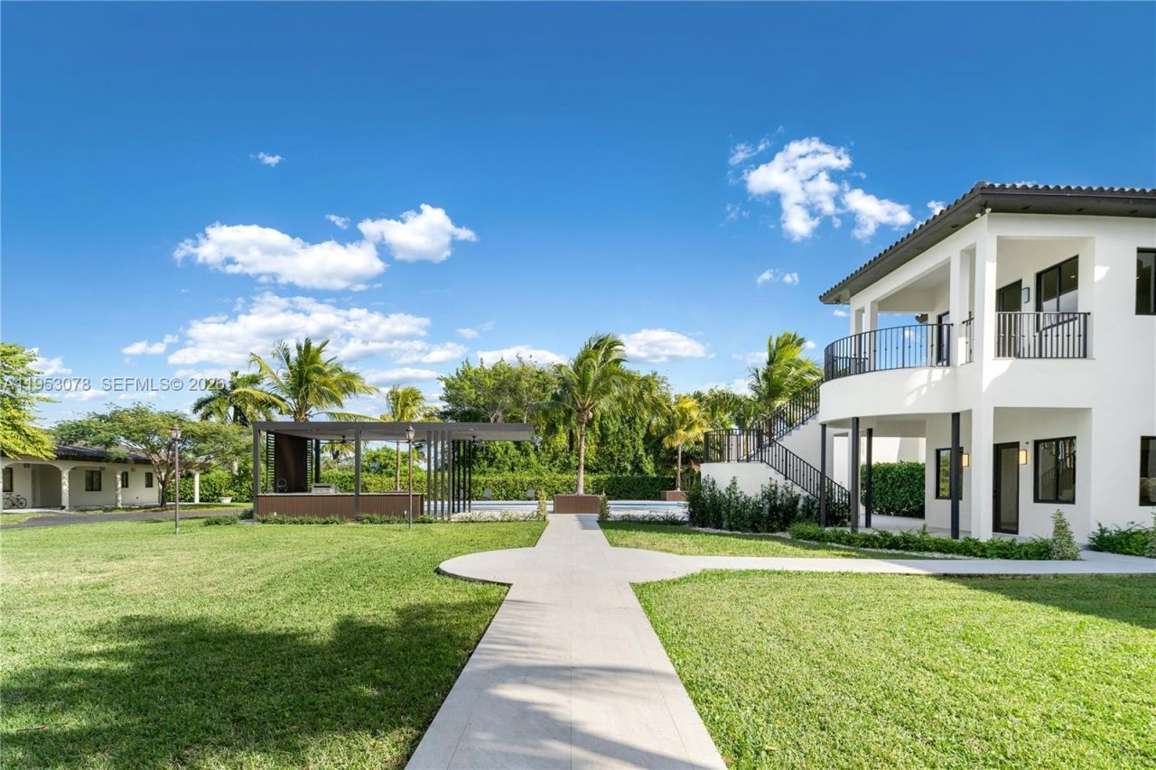 17805 SW 158th St, Miami, FL 33187 Photo