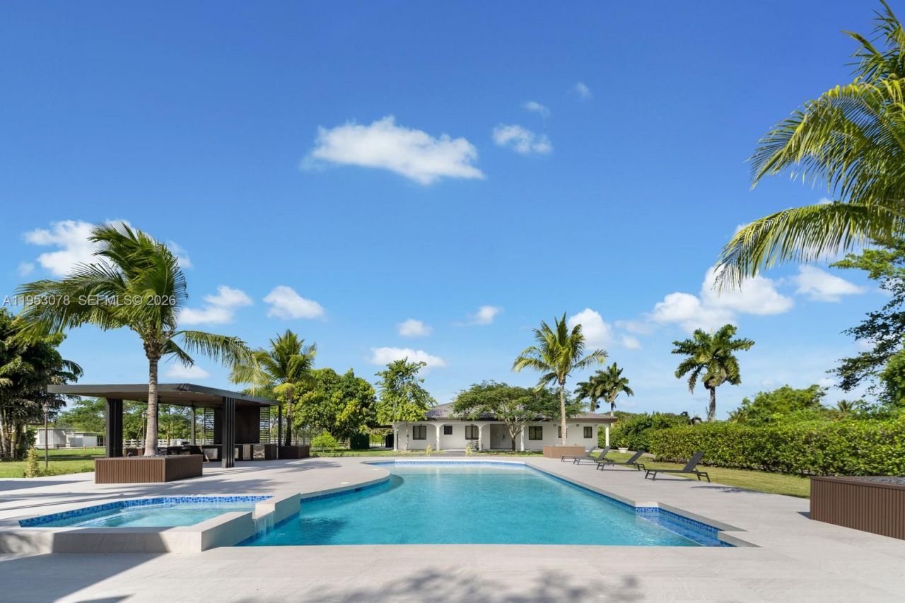 17805 SW 158th St, Miami, FL 33187 Photo