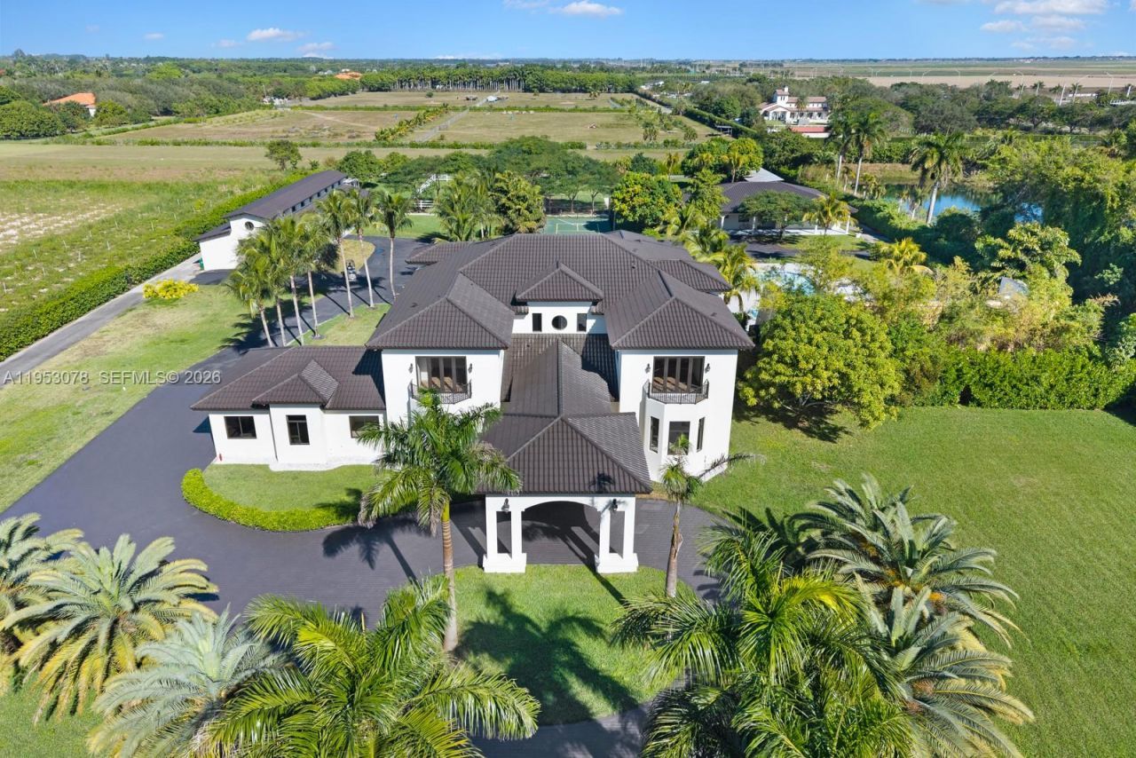 17805 SW 158th St, Miami, FL 33187 Photo