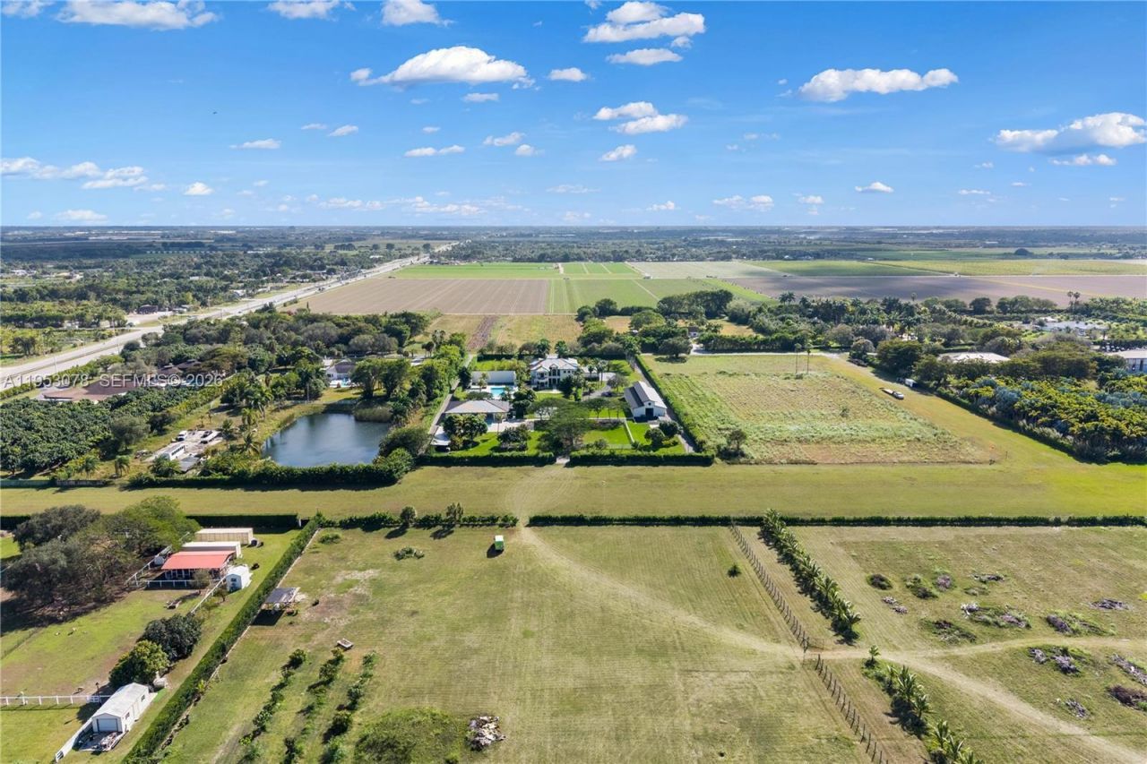 17805 SW 158th St, Miami, FL 33187 Photo