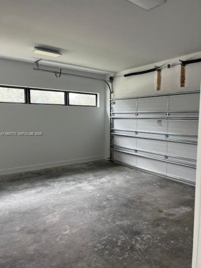 2 Hough Dr, Miami Springs, FL 33166 Photo