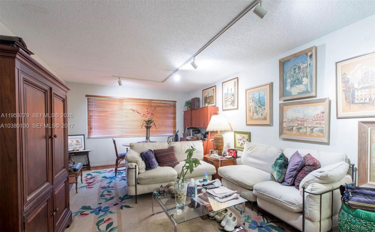 2200 Park Ln, Unit 105, Hollywood, FL 33021 Photo