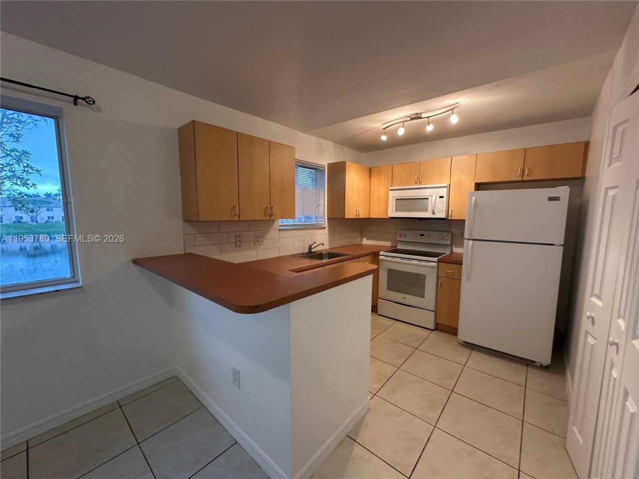 1261 SE 27th St, Unit 206, Homestead, FL 33035 Photo