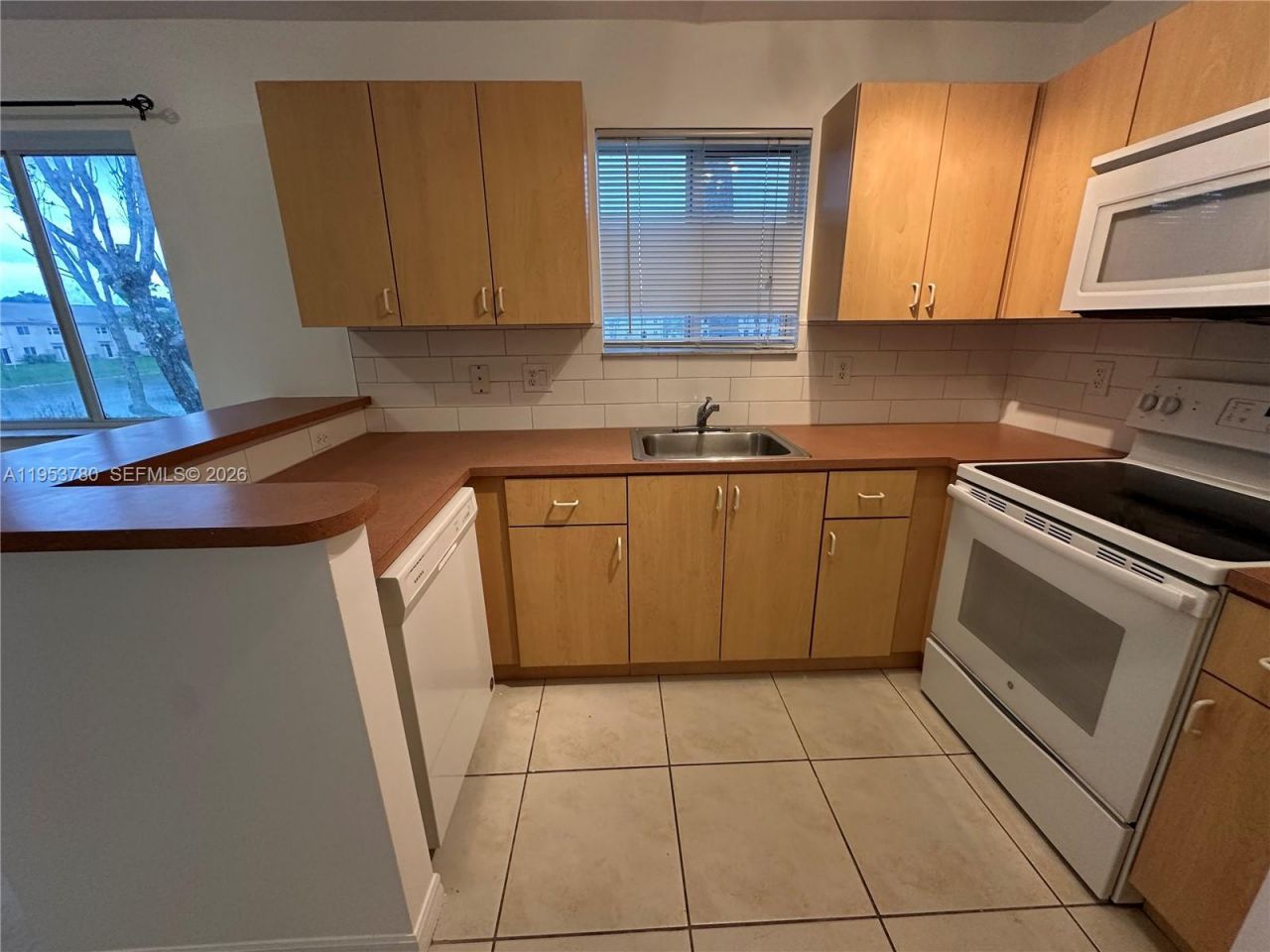 1261 SE 27th St, Unit 206, Homestead, FL 33035 Photo