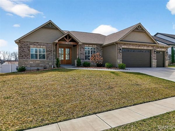 402 Knothole Lane, Wentzville, MO 63385