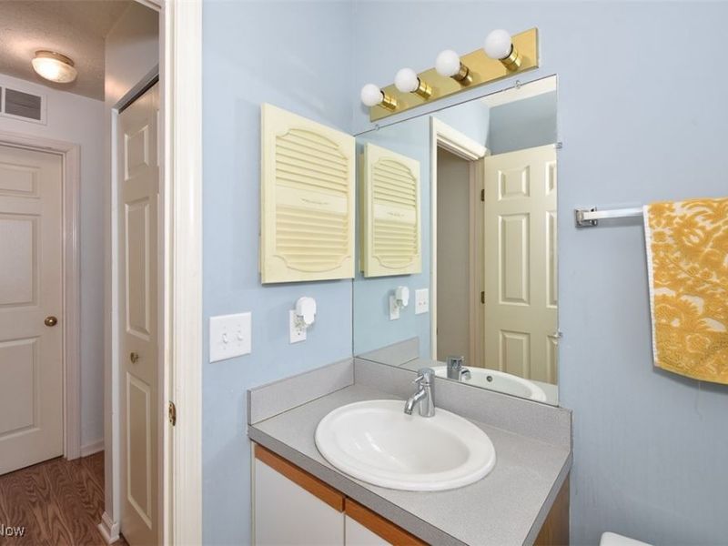 3376 Hunter Parkway, Unit 26, Cuyahoga Falls, OH 44223 Photo 18