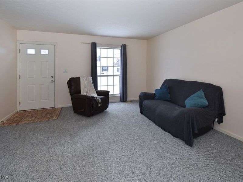 3376 Hunter Parkway, Unit 26, Cuyahoga Falls, OH 44223 Photo 5