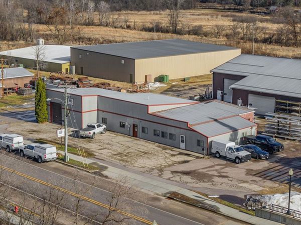 1002 Academy Street, Elroy, WI 53929