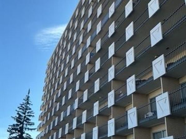 411 lakewood Circle, Unit C903, Colorado Springs, CO 80910