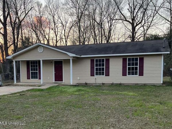 214 Carter Street, Osyka, MS 39657