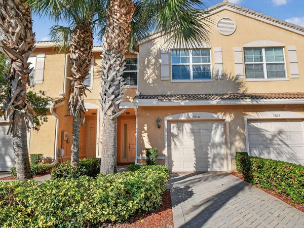 5810 Monterra Club Drive, Lake Worth, FL 33463