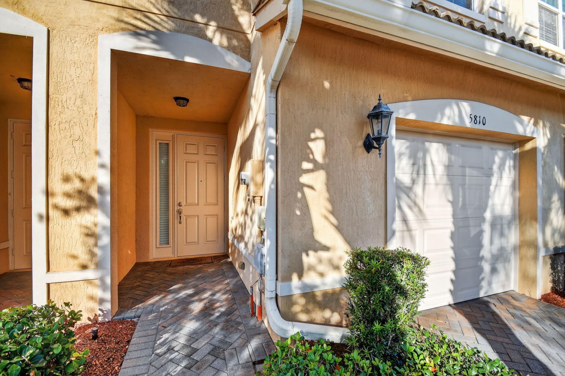 5810 Monterra Club Drive, Lake Worth, FL 33463 Photo