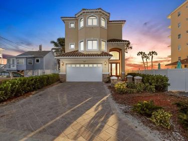 13423 GULF LANE, MADEIRA BEACH, FL 33708