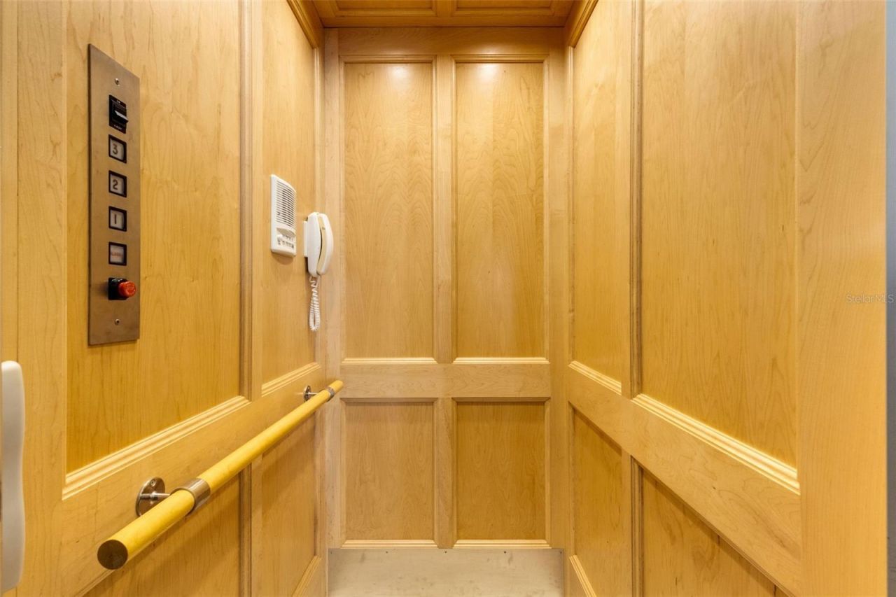 13423 Gulf Lane, Madeira Beach, FL 33708 Photo