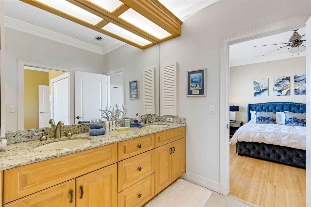 13423 Gulf Lane, Madeira Beach, FL 33708 Photo