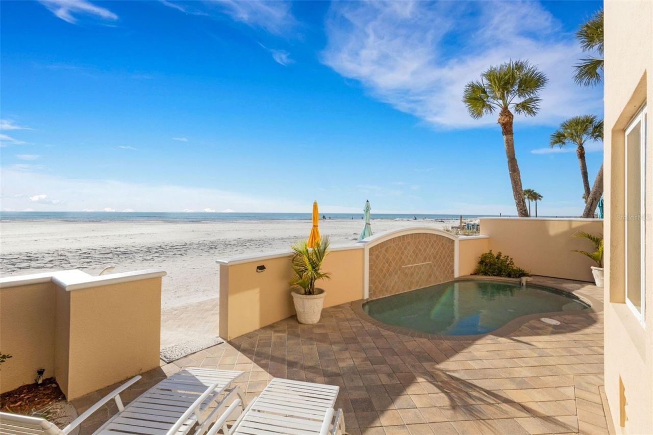 13423 Gulf Lane, Madeira Beach, FL 33708 Photo