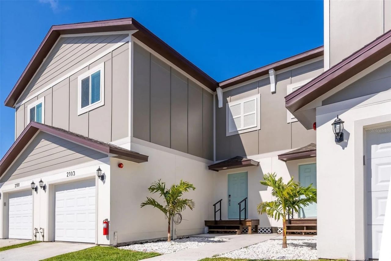 3301 Whitney Road, Unit 2102, 2104, Clearwater, FL 33760 Photo