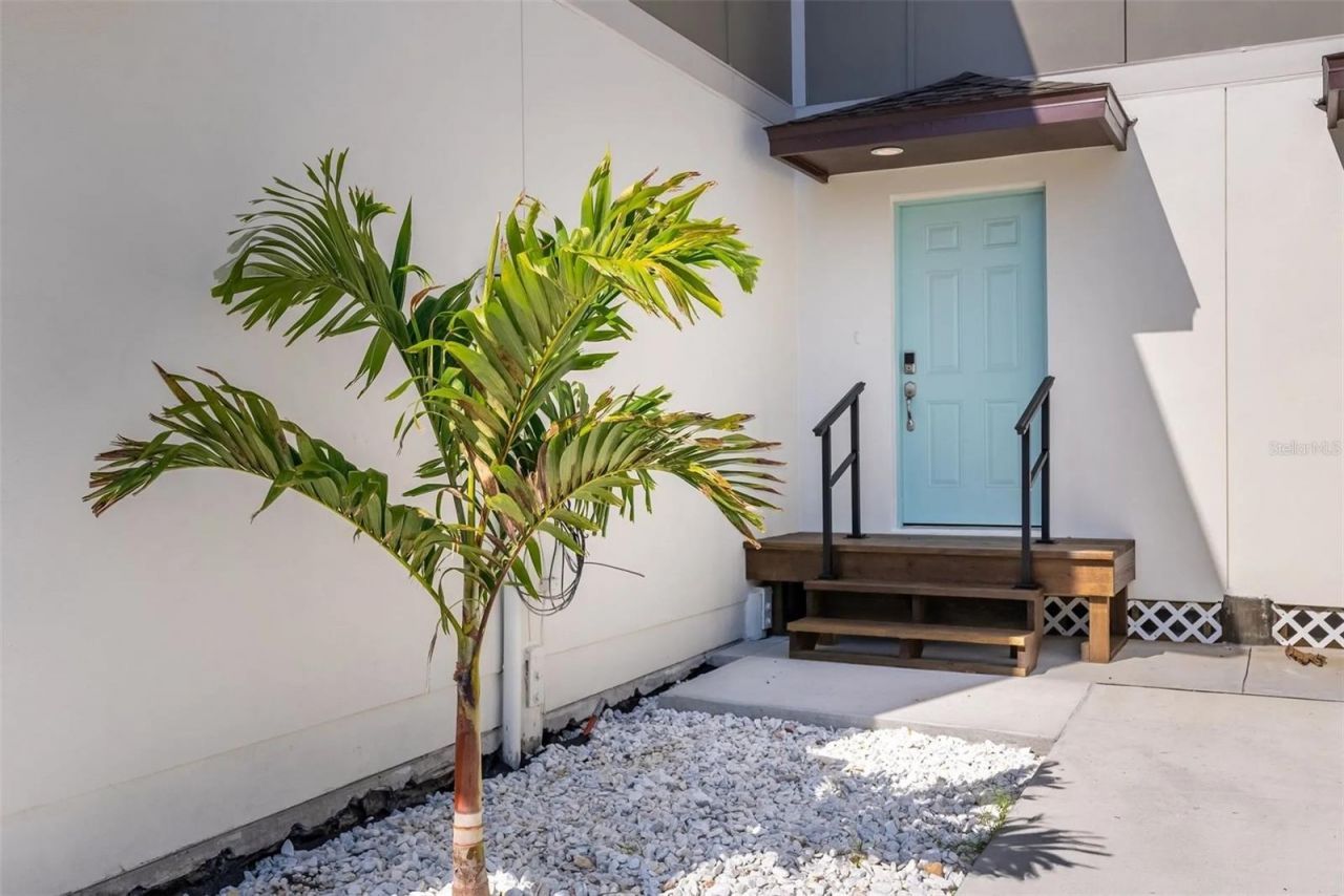3301 Whitney Road, Unit 2102, 2104, Clearwater, FL 33760 Photo