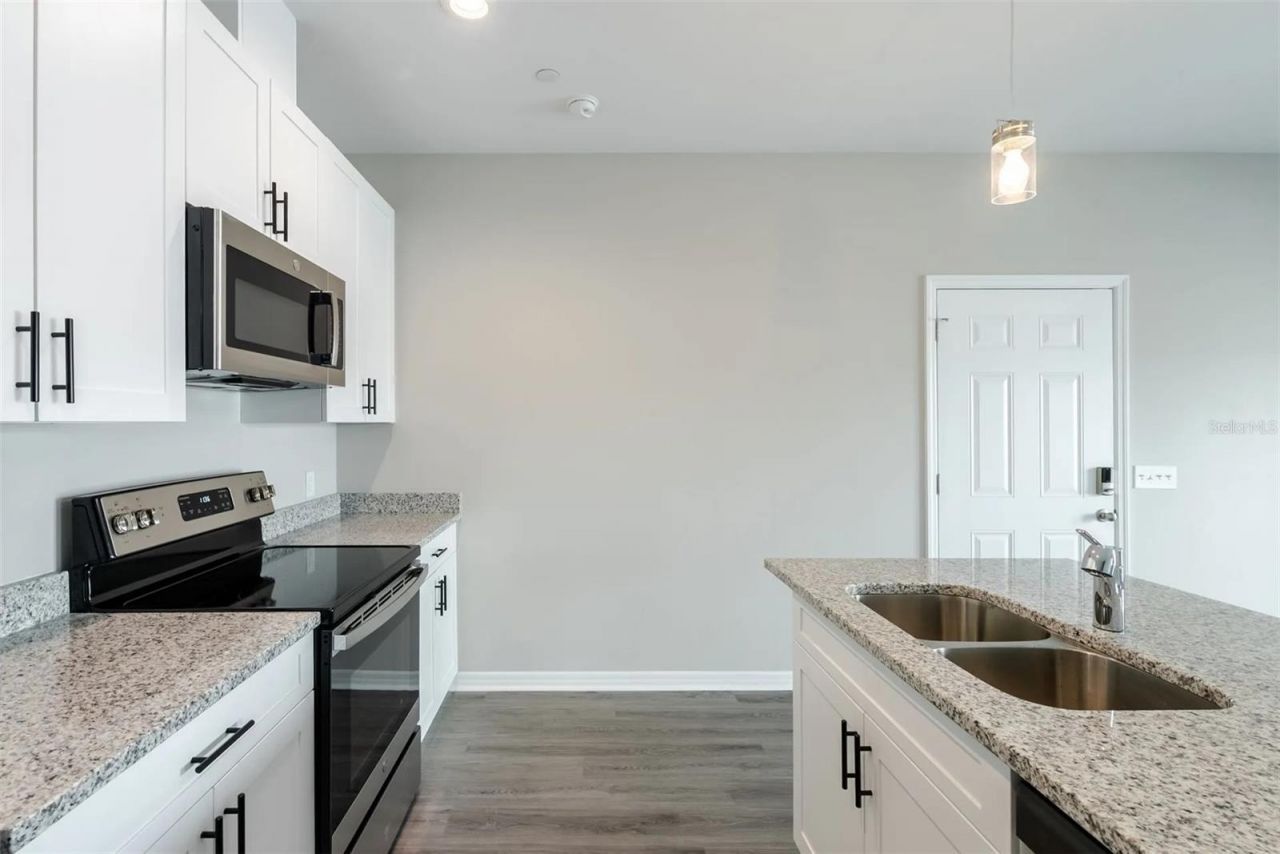 3301 Whitney Road, Unit 2102, 2104, Clearwater, FL 33760 Photo