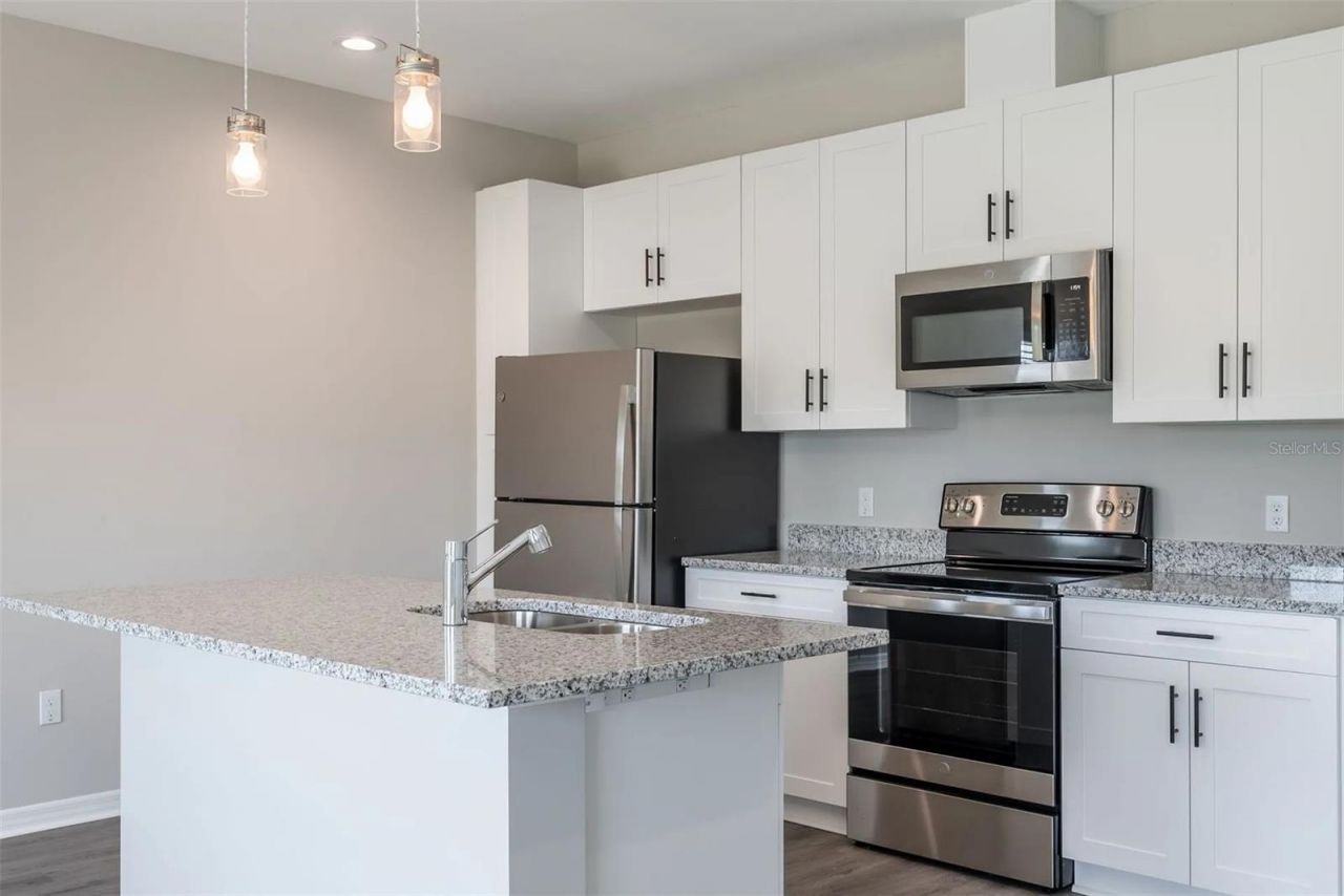 3301 Whitney Road, Unit 2102, 2104, Clearwater, FL 33760 Photo