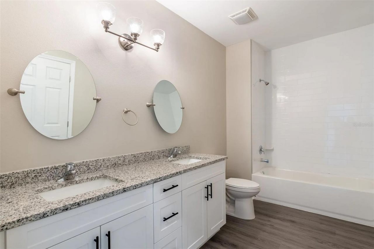 3301 Whitney Road, Unit 2102, 2104, Clearwater, FL 33760 Photo