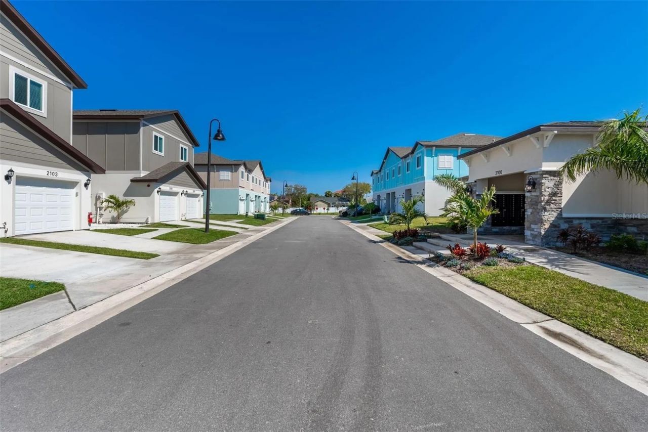 3301 Whitney Road, Unit 2102, 2104, Clearwater, FL 33760 Photo