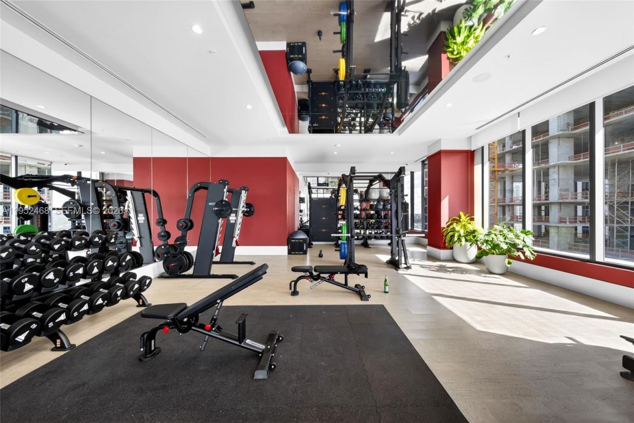 11 NE 6 St , Unit 3210, Miami, FL 33132 Photo