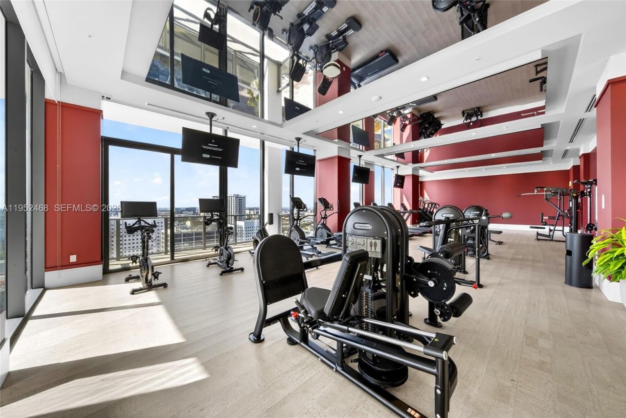 11 NE 6 St , Unit 3210, Miami, FL 33132 Photo