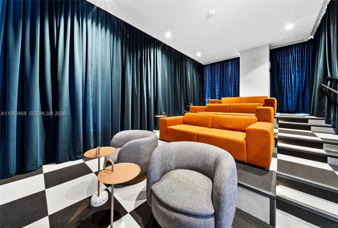 11 NE 6 St , Unit 3210, Miami, FL 33132 Photo