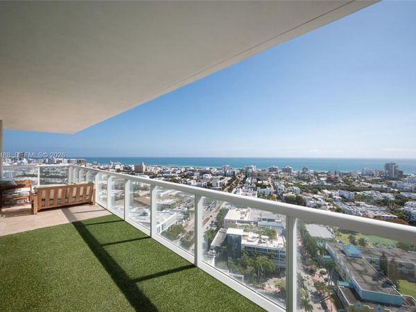 450 Alton Rd , Unit 2810, Miami Beach, FL 33139