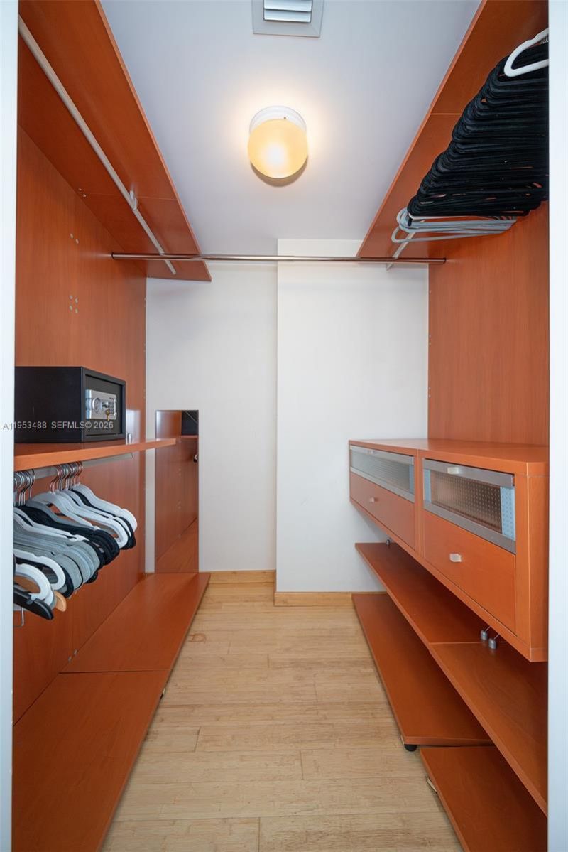 450 Alton Rd , Unit 2810, Miami Beach, FL 33139 Photo