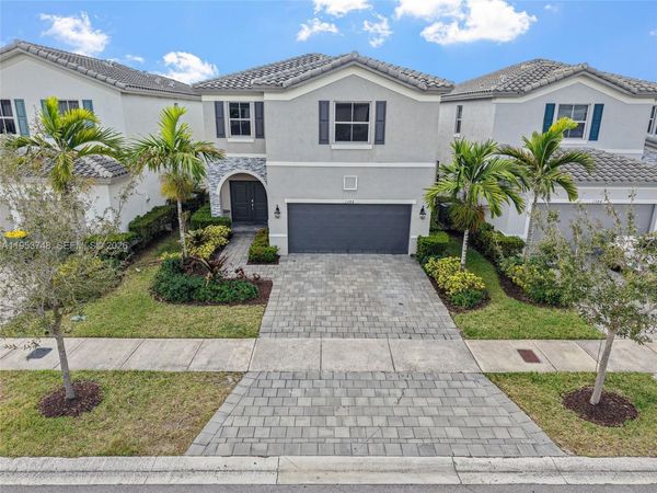 1388 SE 27th Ter, Homestead, FL 33035