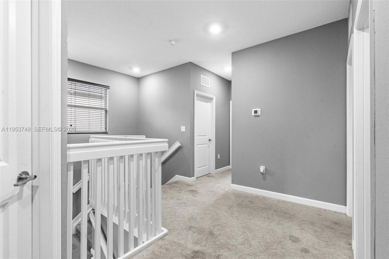 1388 SE 27th Ter, Homestead, FL 33035 Photo