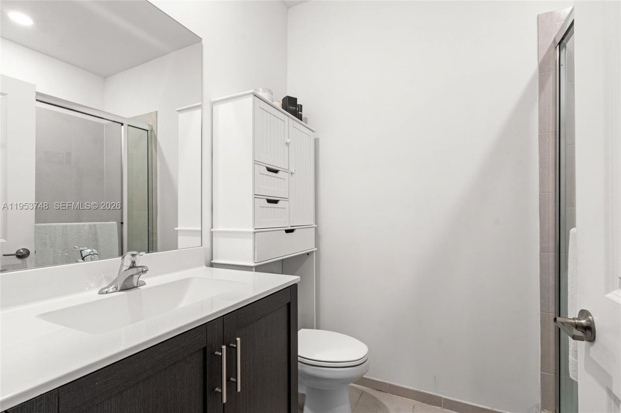 1388 SE 27th Ter, Homestead, FL 33035 Photo