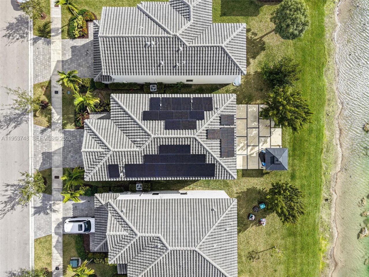 1388 SE 27th Ter, Homestead, FL 33035 Photo