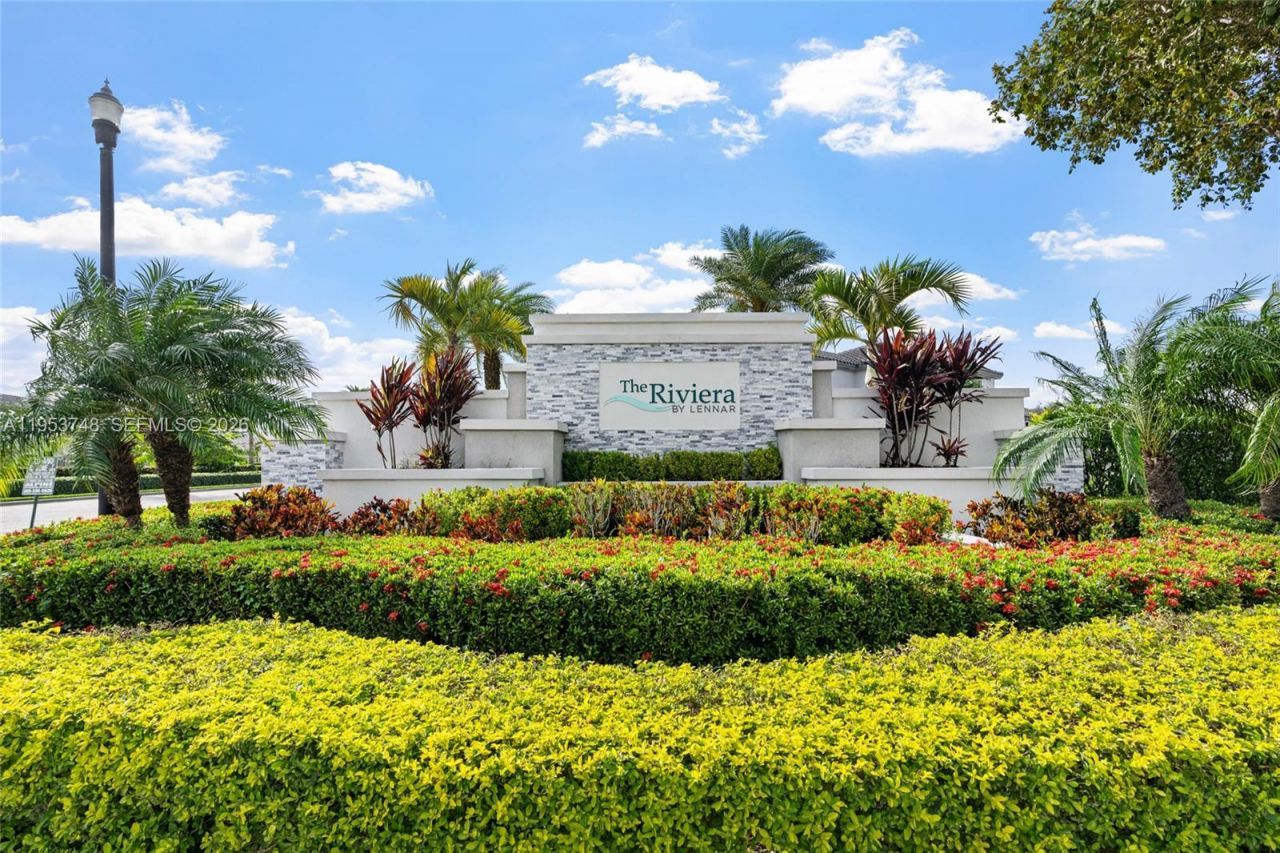 1388 SE 27th Ter, Homestead, FL 33035 Photo