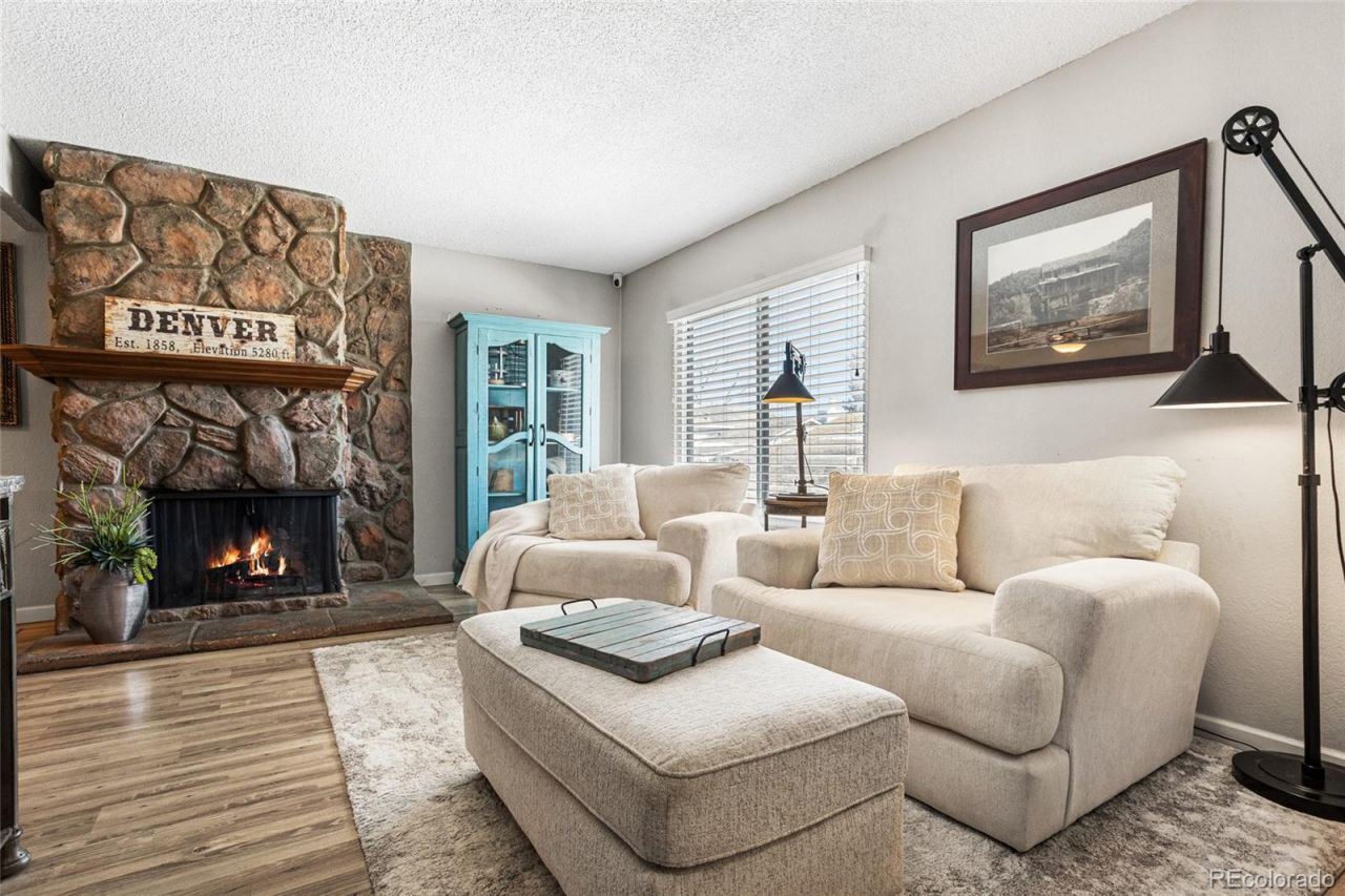 16066 E Ithaca Place, Unit B, Aurora, CO 80013 Main Photo