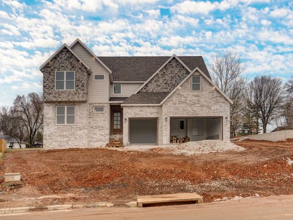 2914 W Marty Street, Springfield, MO 65810