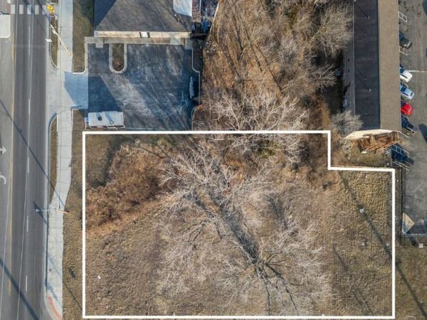 11225 E US Highway 24 Highway, Independence, MO 64054