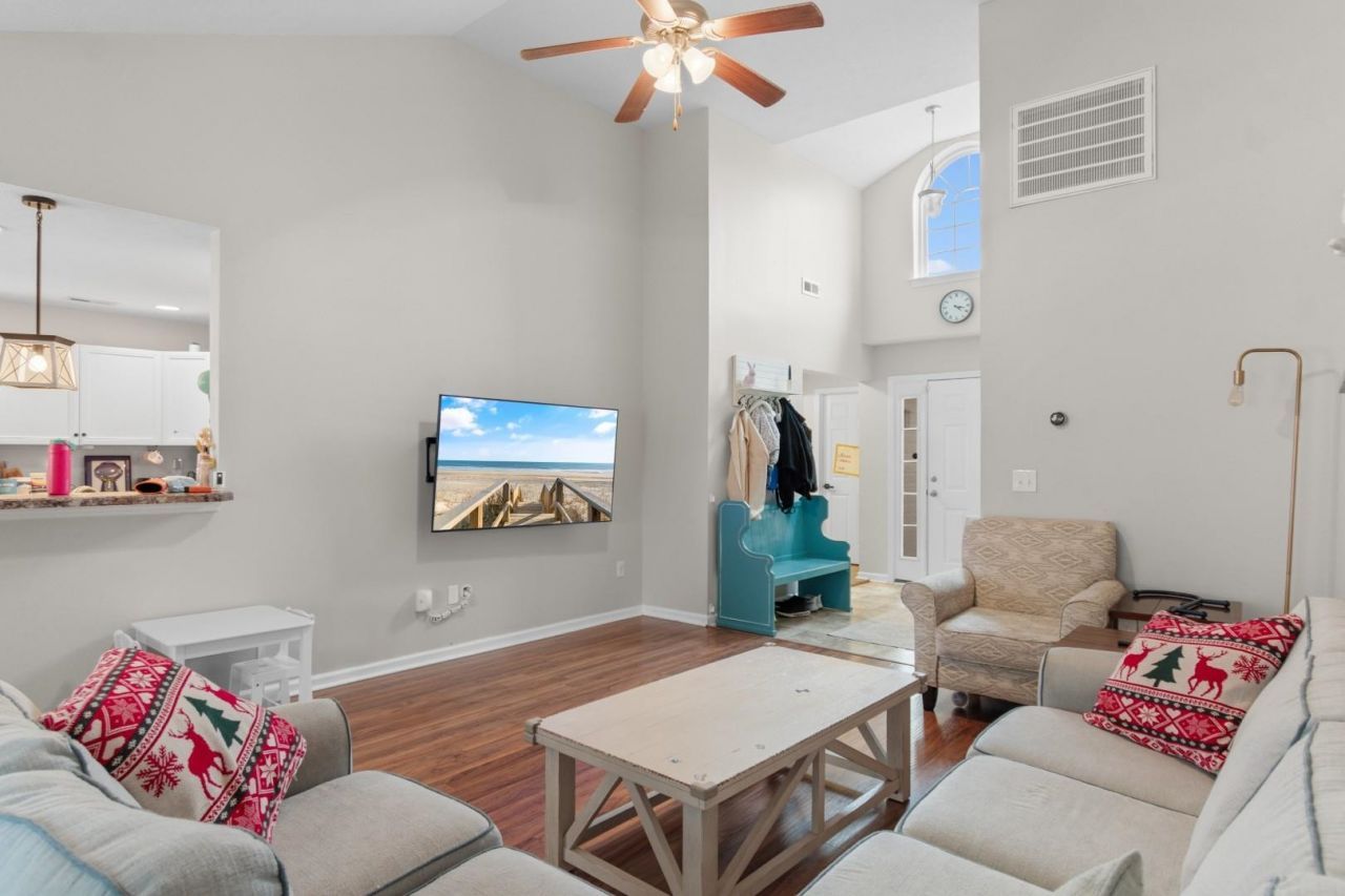 357 Caspian Tern Dr. Photo 13