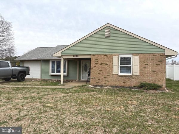 1018 MICAWBER DRIVE, WILLIAMSTOWN, NJ 08094